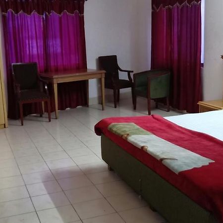 The Regency Hotel Dibrugarh Buitenkant foto
